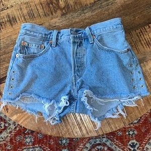 Levi shorts